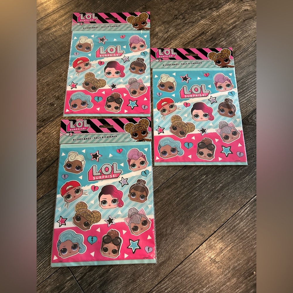 L.O.L. Surprise! Kids Loot party favour Gift Bags - Blue and Pink - 3 packs of 8